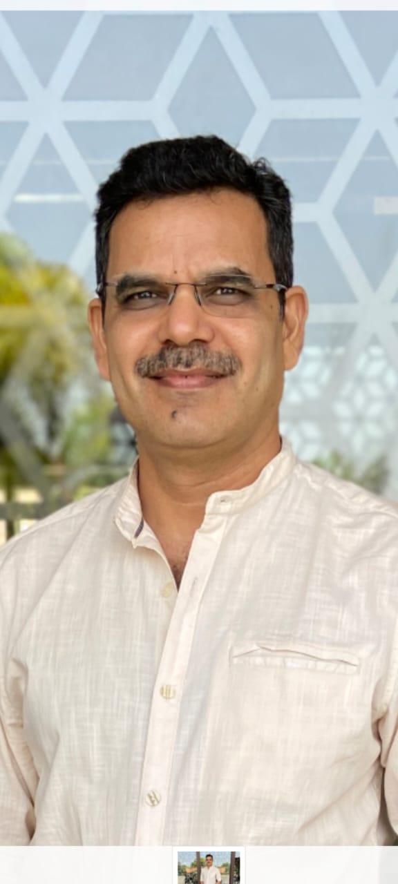 Dr Rajesh K Mahida